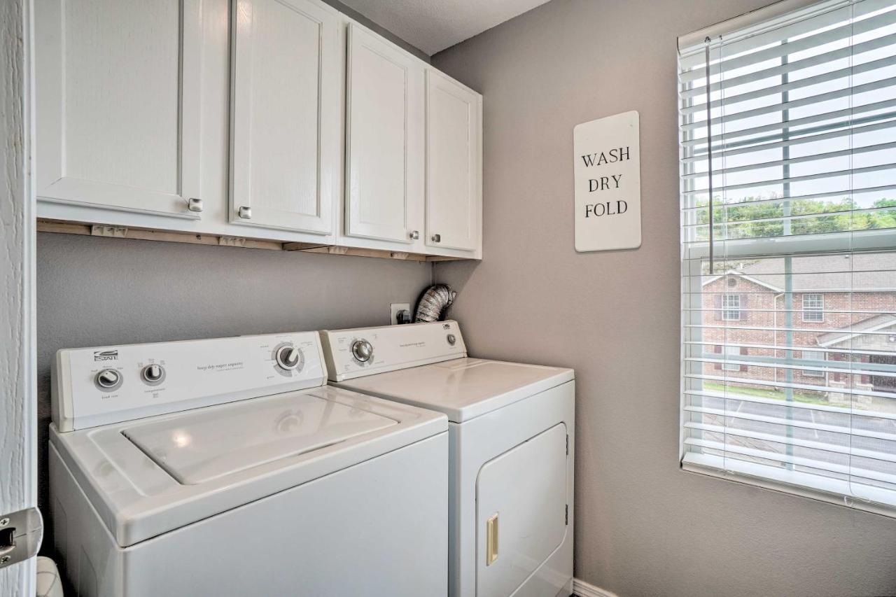 Modern With Pool About 7 Mi To Landing! Apartamento Branson